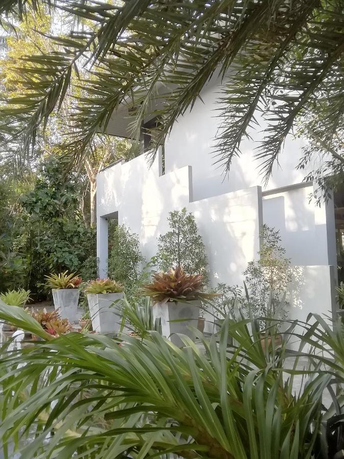 The Theatre Villa Bang Saphan Εξωτερικό φωτογραφία